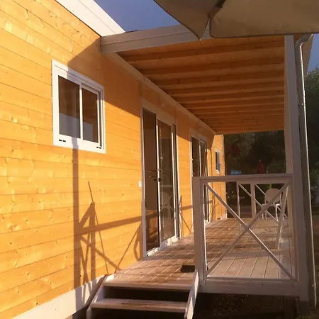 Kemping Aquacamp 2*